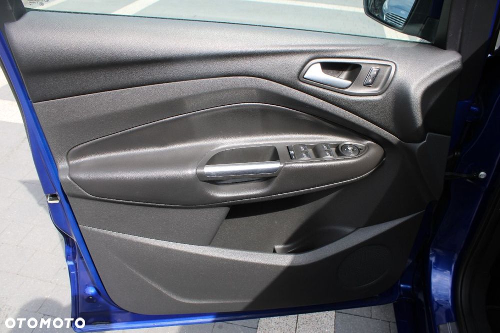 Ford Kuga - 20