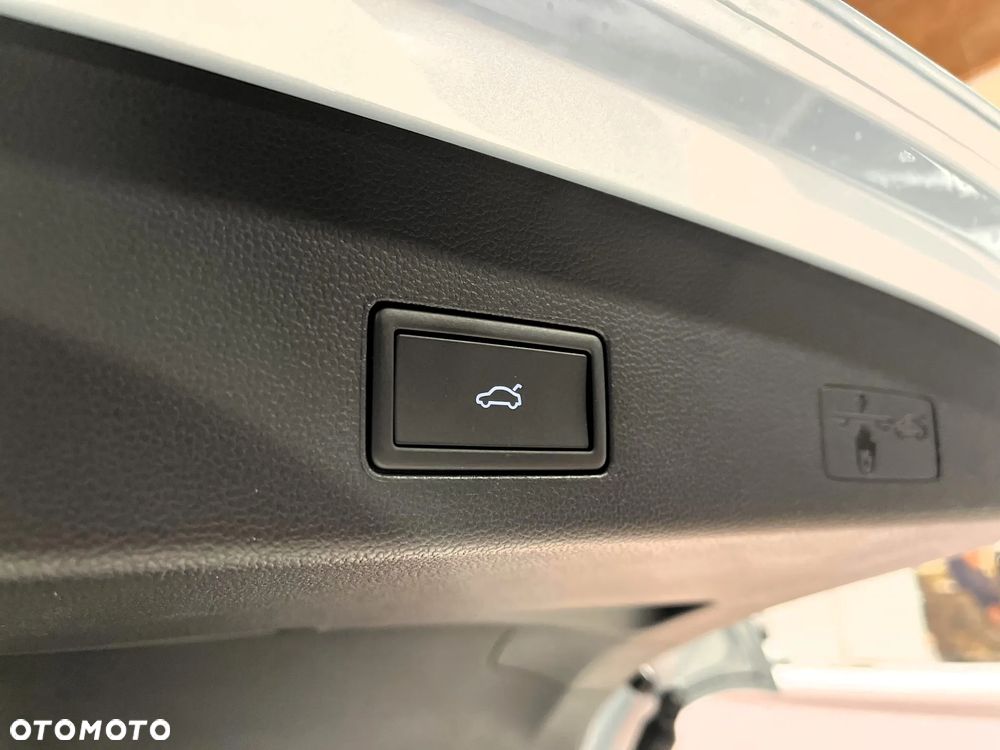 Volkswagen Golf Variant - 29