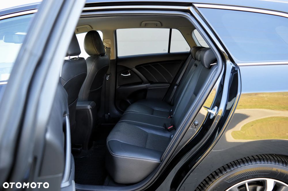 Toyota Avensis 2.0 Prestige MS - 7