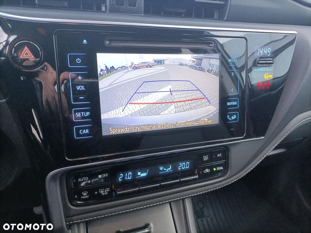 Toyota Corolla 1.6 Premium EU6 - 13