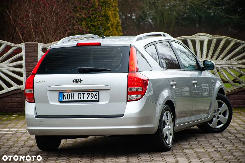 Kia Ceed 1.4 CVVT LX - 17