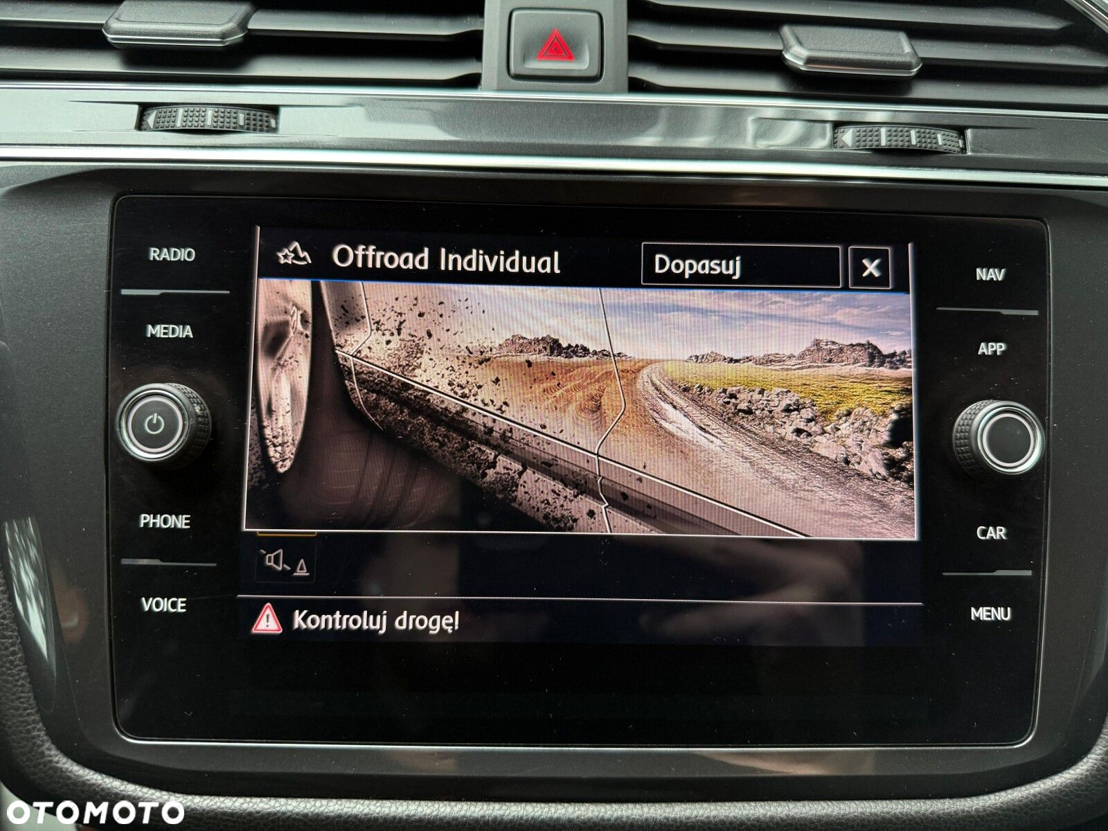 Volkswagen Tiguan Allspace 2.0 TSI 4Mot Comfortline DSG 7os - 31