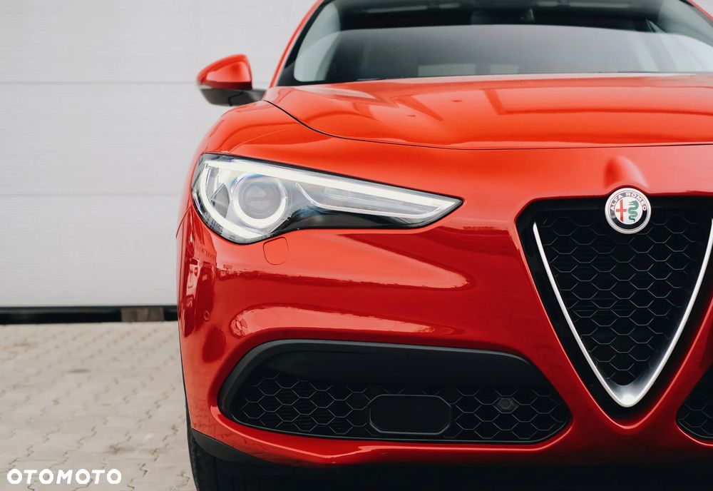 Alfa Romeo Stelvio 2.0 Turbo TI Q4 - 4