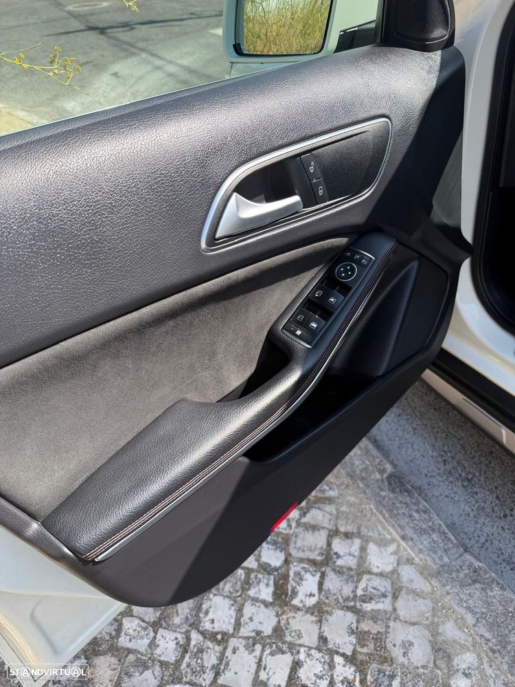 Mercedes-Benz GLA 220 CDI AMG Line - 10