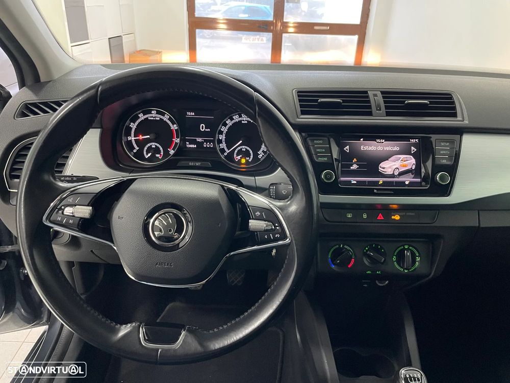 Skoda Fabia 1.0 TSI Essence - 19