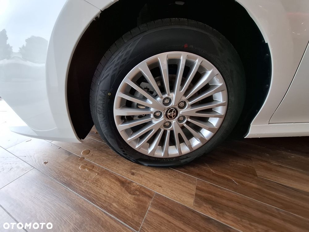 Toyota Camry 2.5 Hybrid Comfort CVT - 8