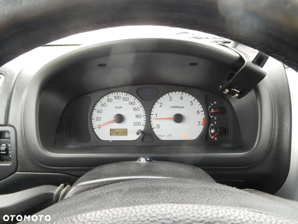 Suzuki Wagon R+ 1.3 GL - 10