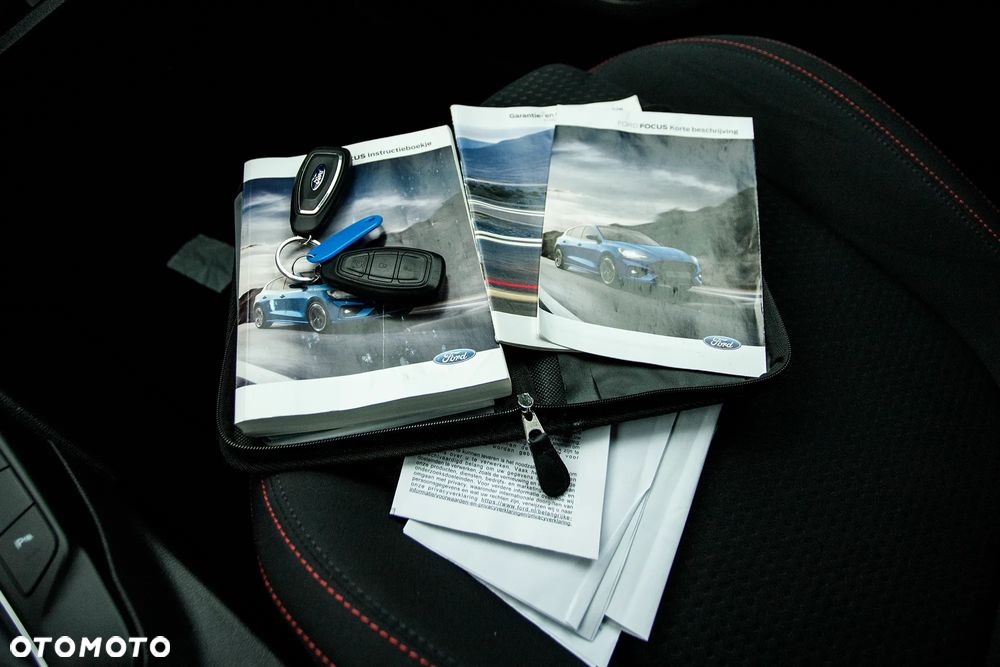 Ford Focus SW 1.5 EcoBlue S&S ST-LINE X - 40