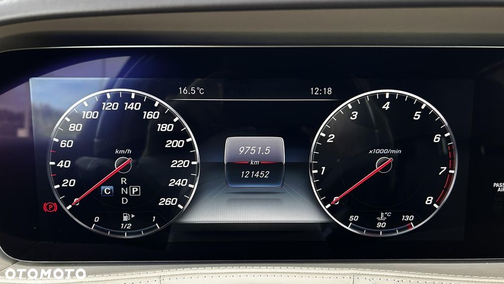 Mercedes-Benz Klasa S 560 4-Matic L 9G-TRONIC - 17