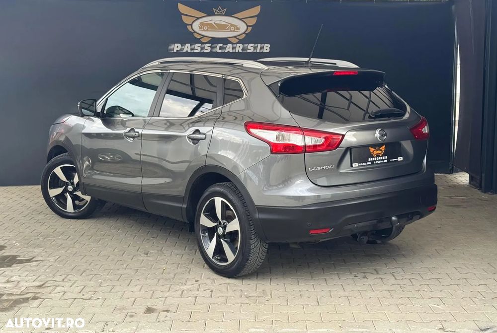 Nissan Qashqai 1.6 DCI Start/Stop X-TRONIC N-Connecta - 2
