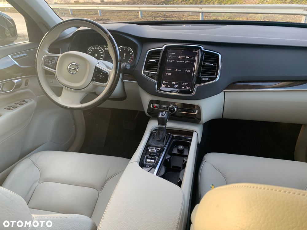 Volvo XC 90 T6 AWD Momentum 7os - 14