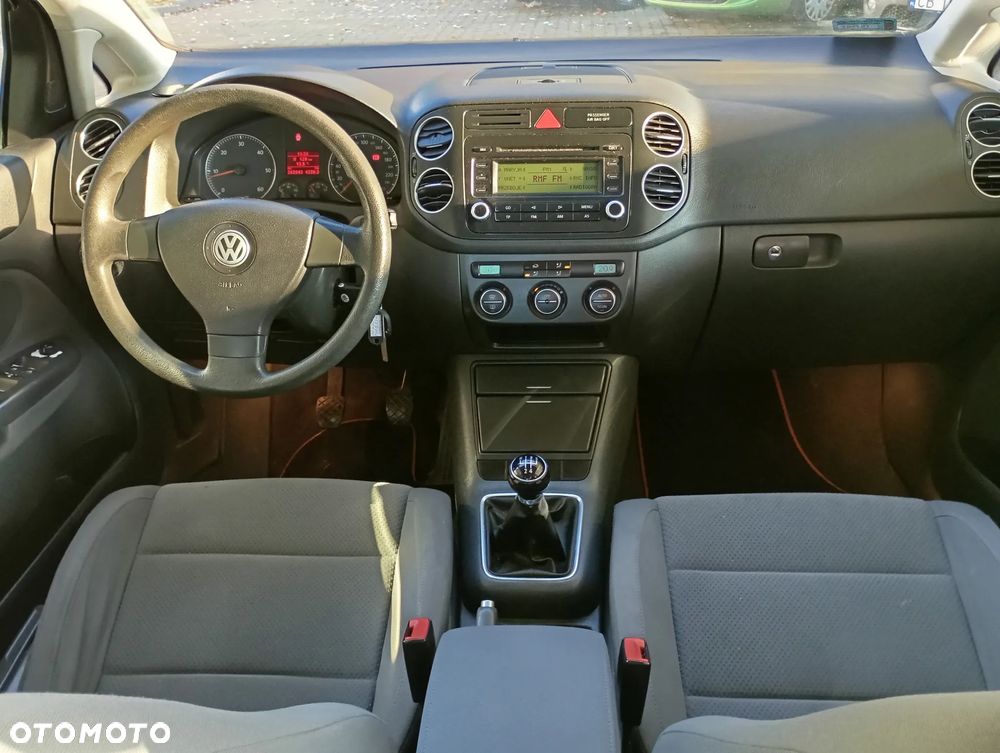 Volkswagen Golf Plus 1.9 TDI Comfortline - 36