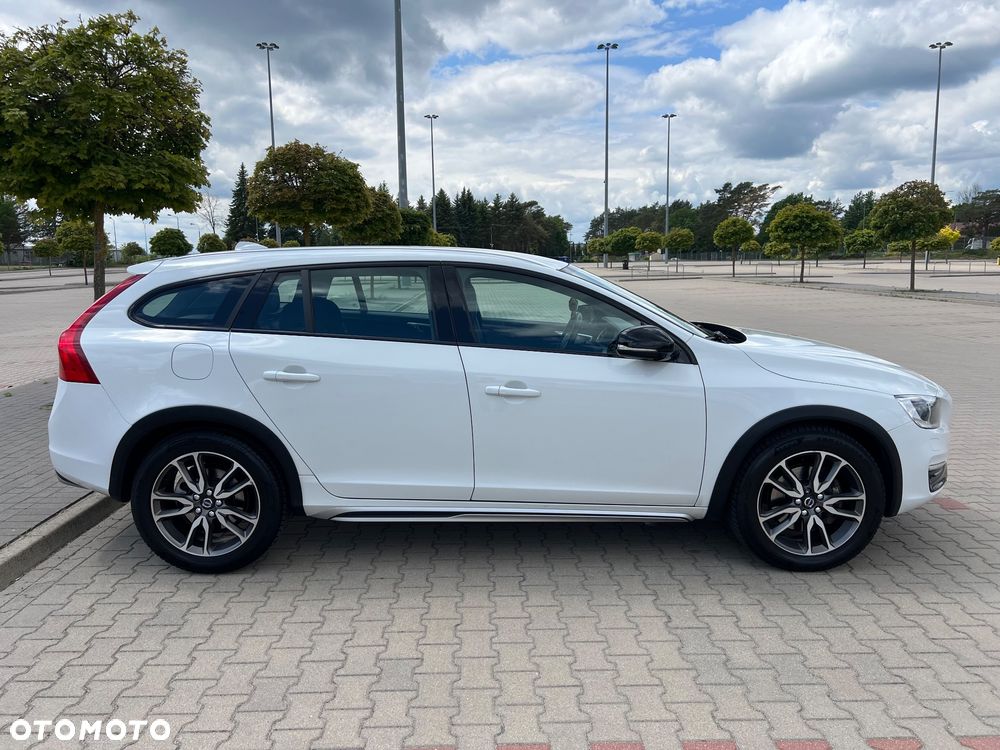 Volvo V60 Cross Country D4 AWD Summum - 12