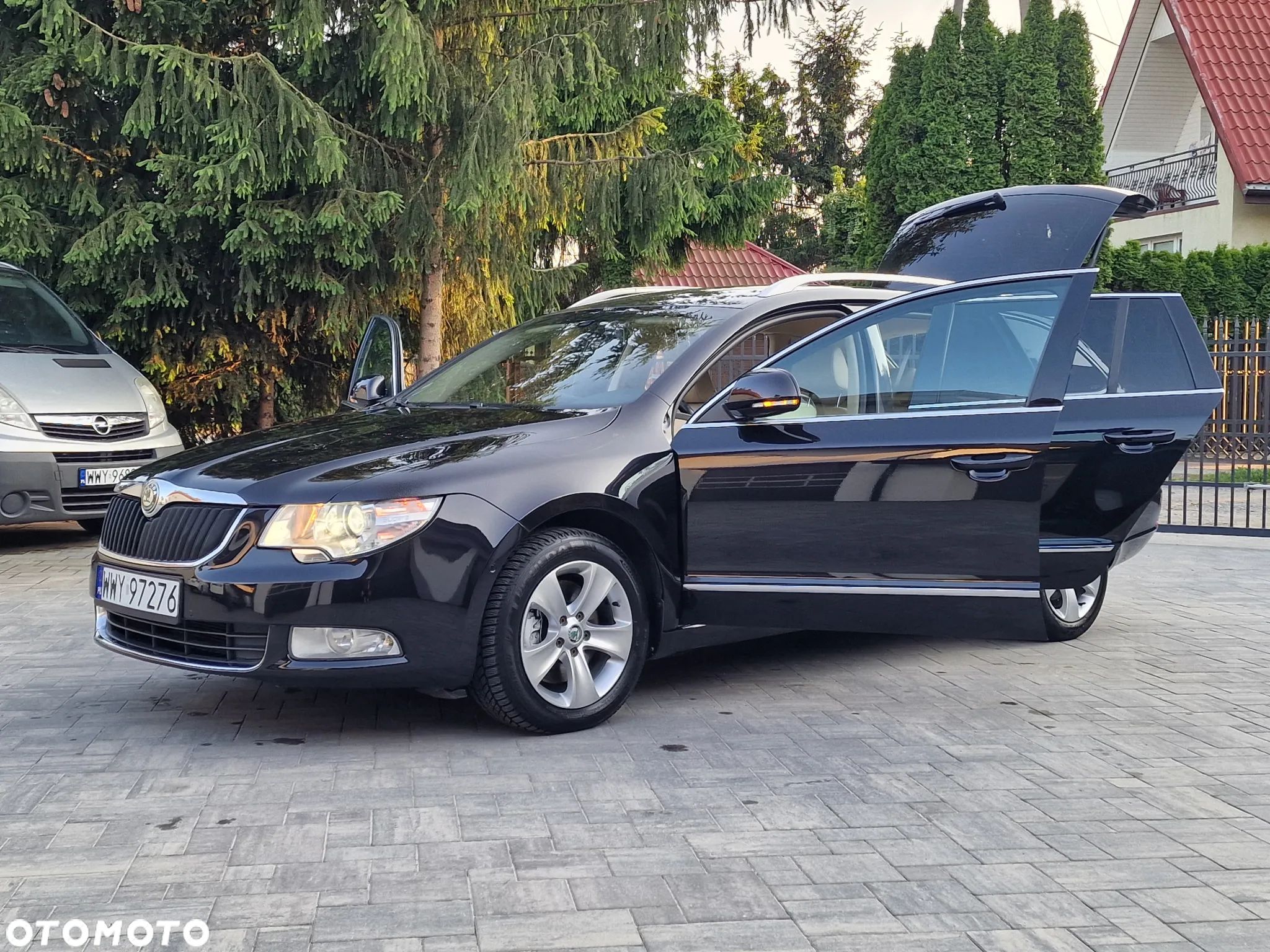 Skoda Superb 2.0 TDI Platinum DSG - 1