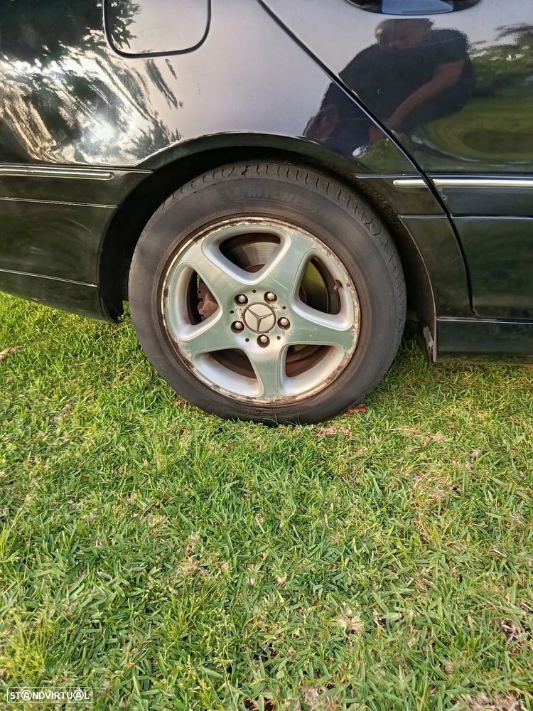 Mercedes-Benz C 220 T CDI Avantgarde - 16