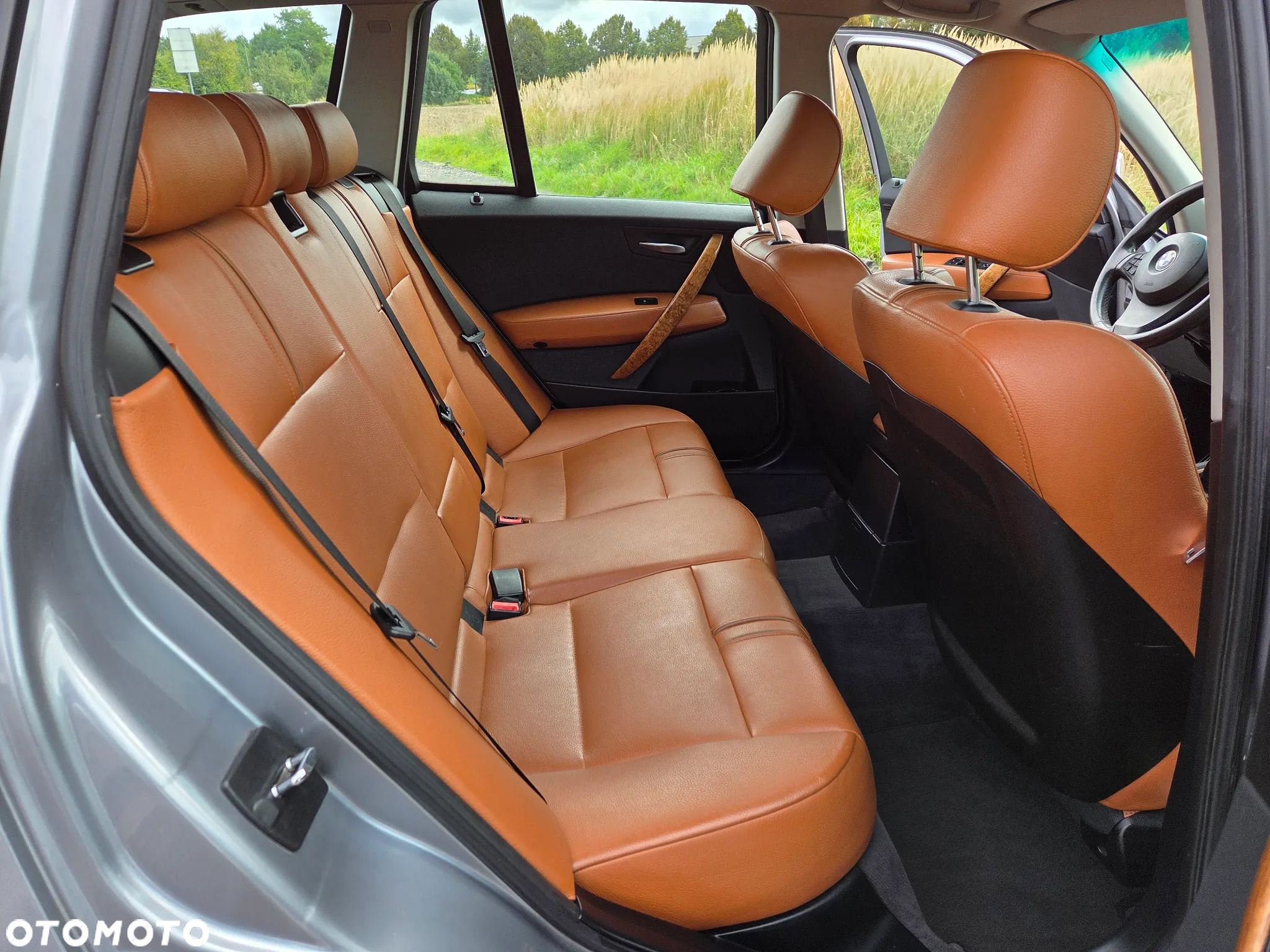 BMW X3 2.0d - 12