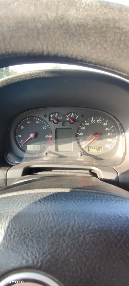 Volkswagen Golf 1.4 Comfortline - 14