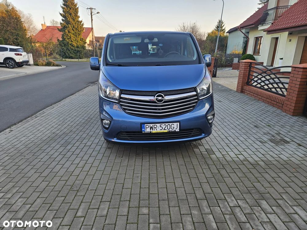 Opel Vivaro L2H1 2,9t Elegance - 2