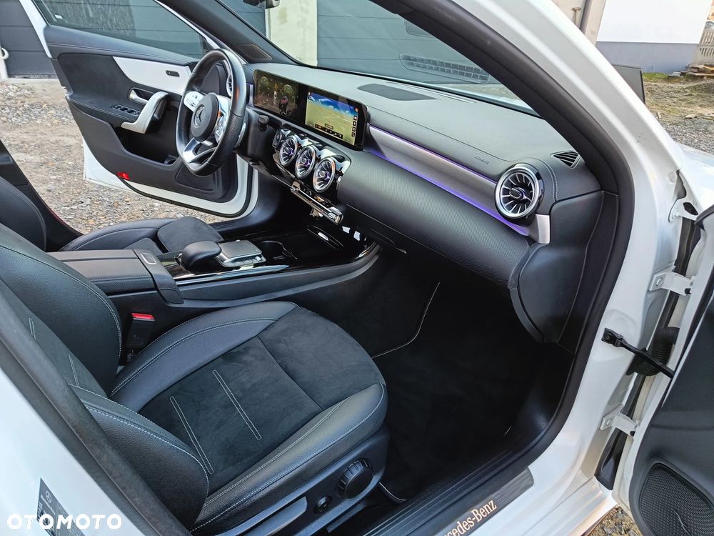 Mercedes-Benz Klasa A 200 AMG Line 7G-DCT - 14