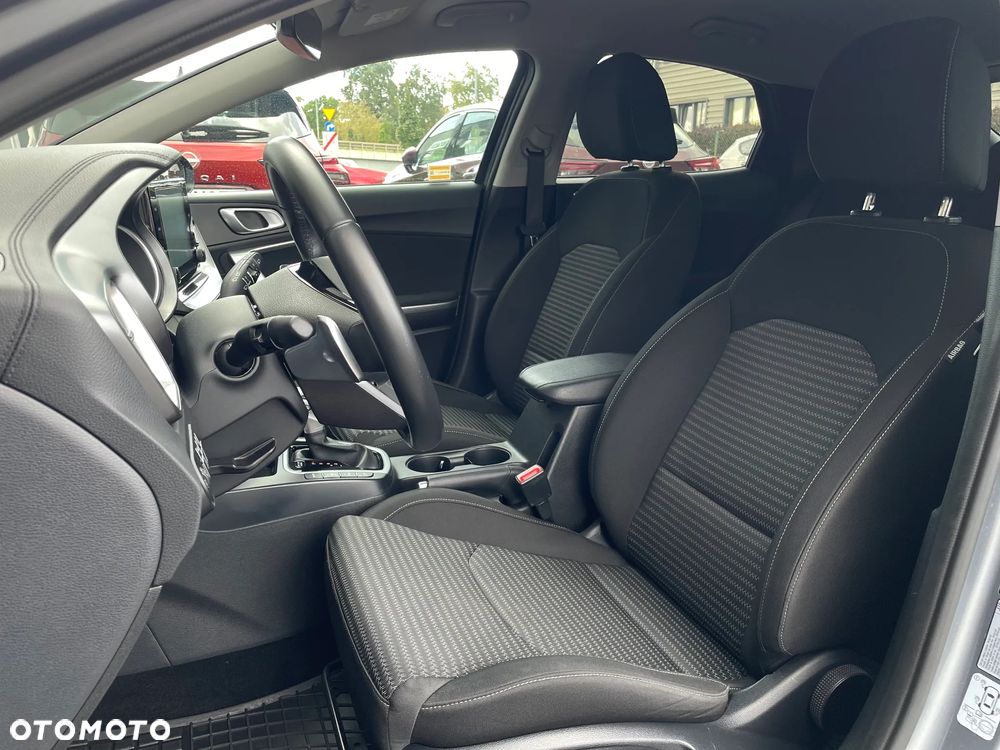 Kia XCeed 1.5 T-GDI M DCT - 13