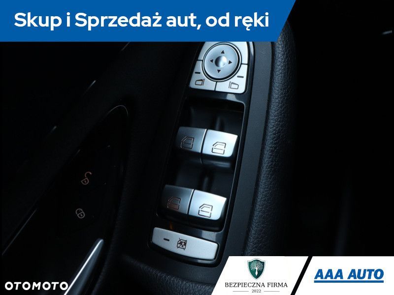 Mercedes-Benz GLC - 25