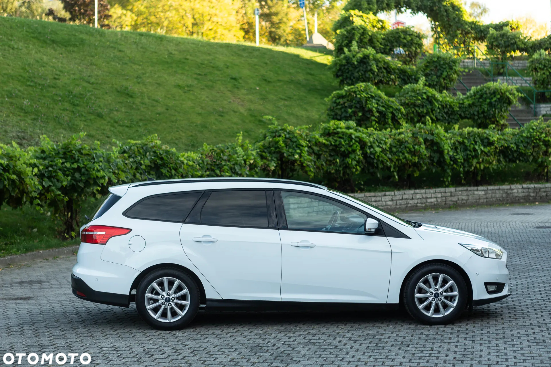 Ford Focus - 12