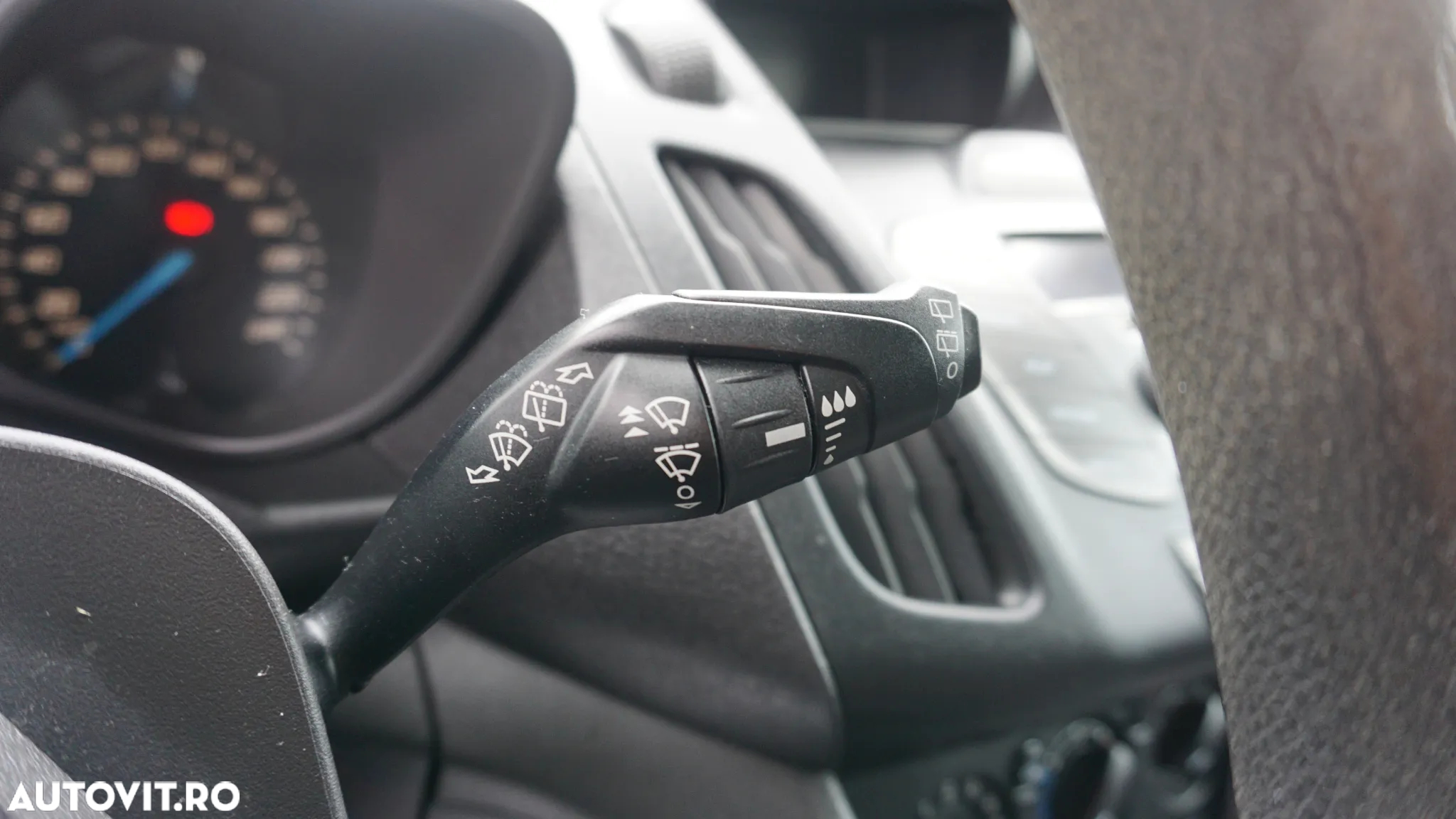 Ford TRANSIT CONNECT - 17