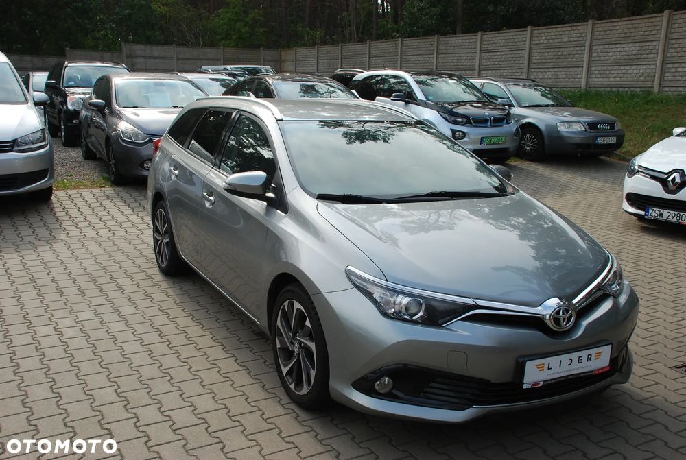 Toyota Auris 1.6 D-4D Touring Sports Edition S+ - 8
