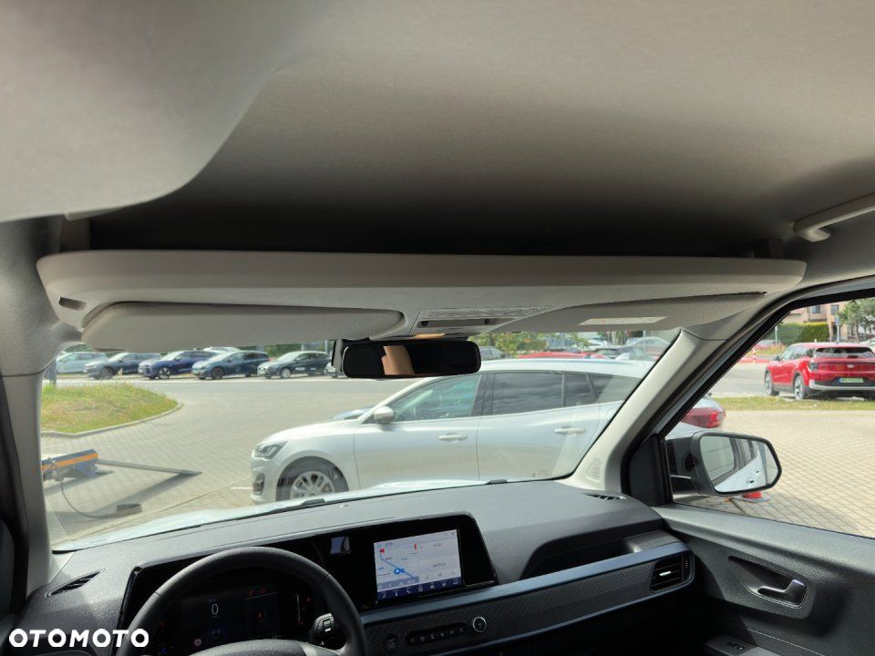 Ford Tourneo Courier - 24