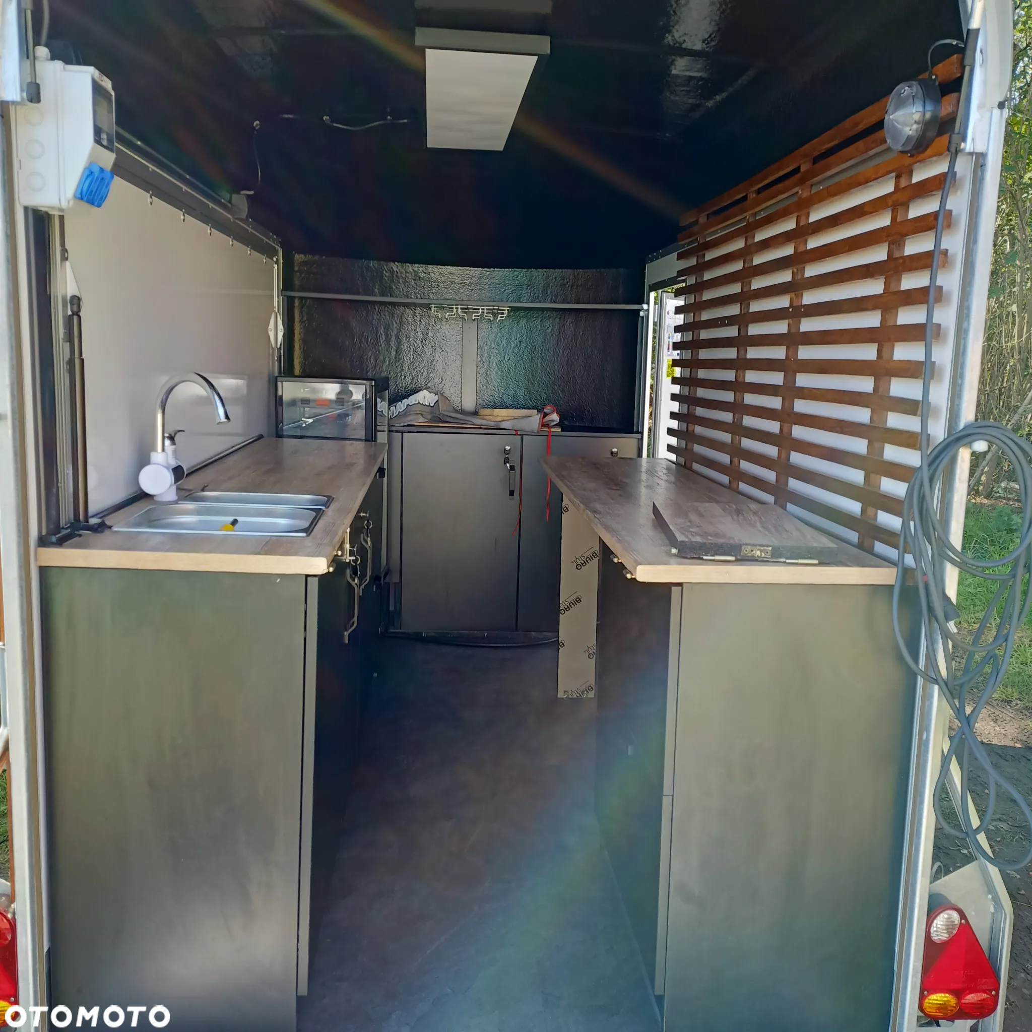 Debon C 300 SANDWICH - 7