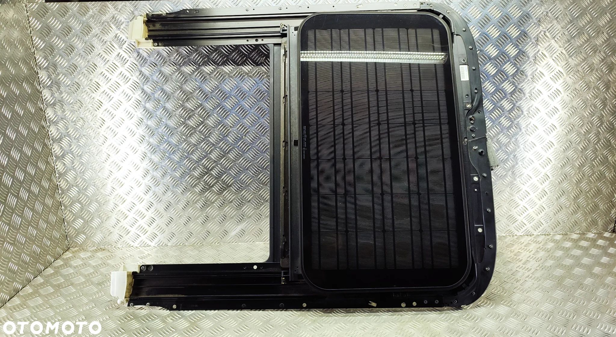 VW TOUAREG 7L 03-09R SZYBERDACH DACH SOLAR SOLARNY 7L6877041D SILNICZEK WEBASTO 4B0959591H - 1
