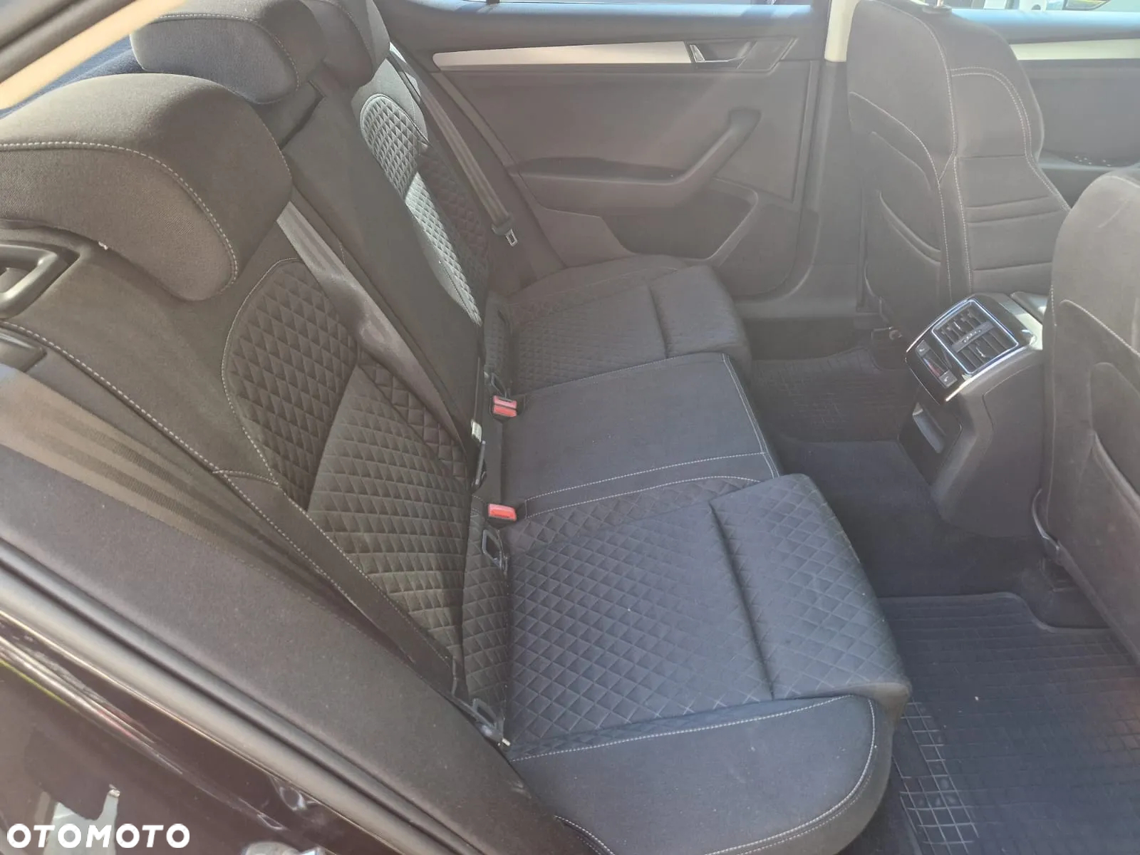 Skoda Superb 1.8 TSI Style DSG - 18