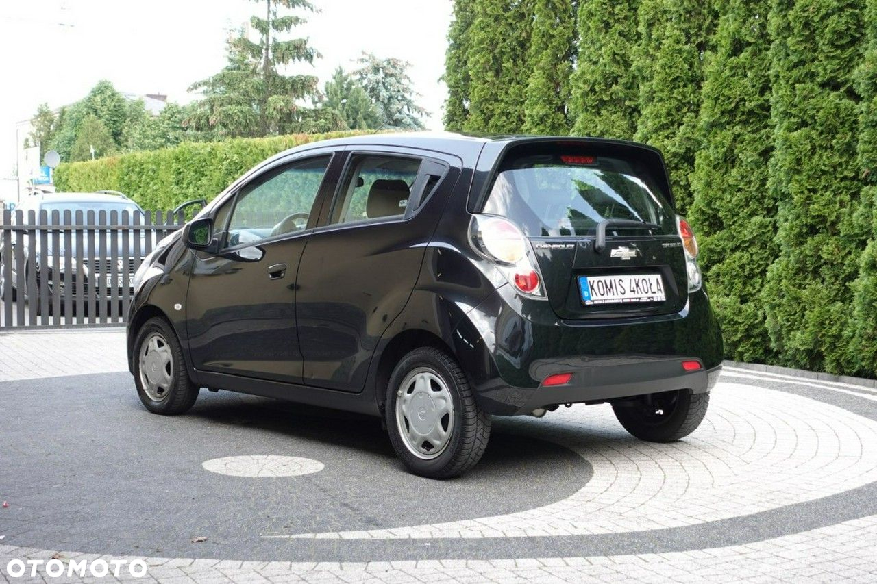 Chevrolet Spark - 5