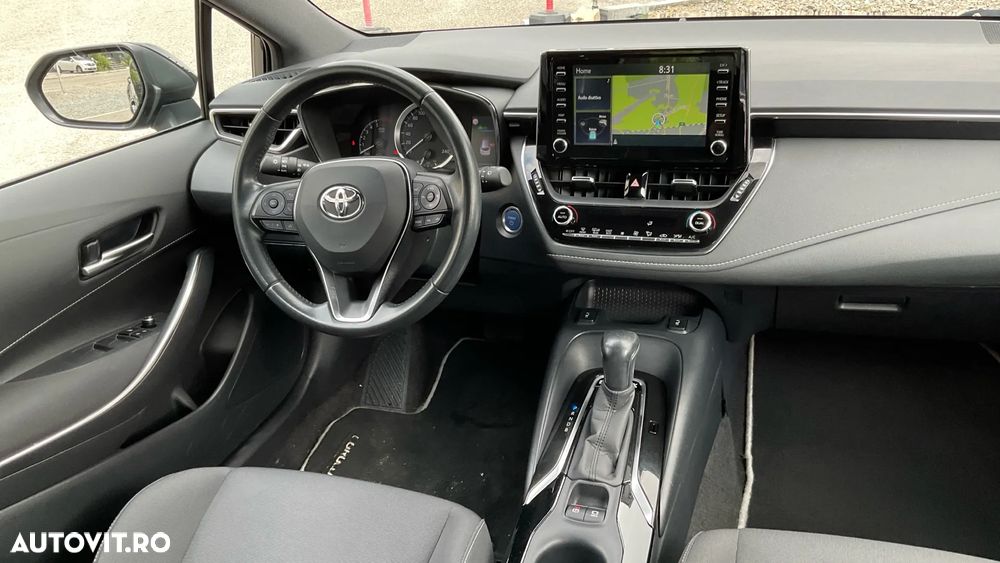 Toyota Corolla 1.8 HSD Dynamic - 29