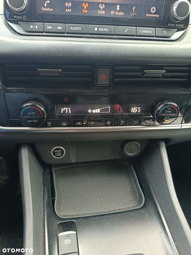Nissan Qashqai 1.3 DIG-T MHEV Premiere Edition Xtronic - 17