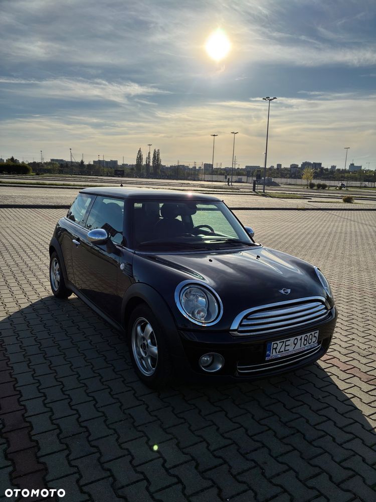 MINI Cooper - 1
