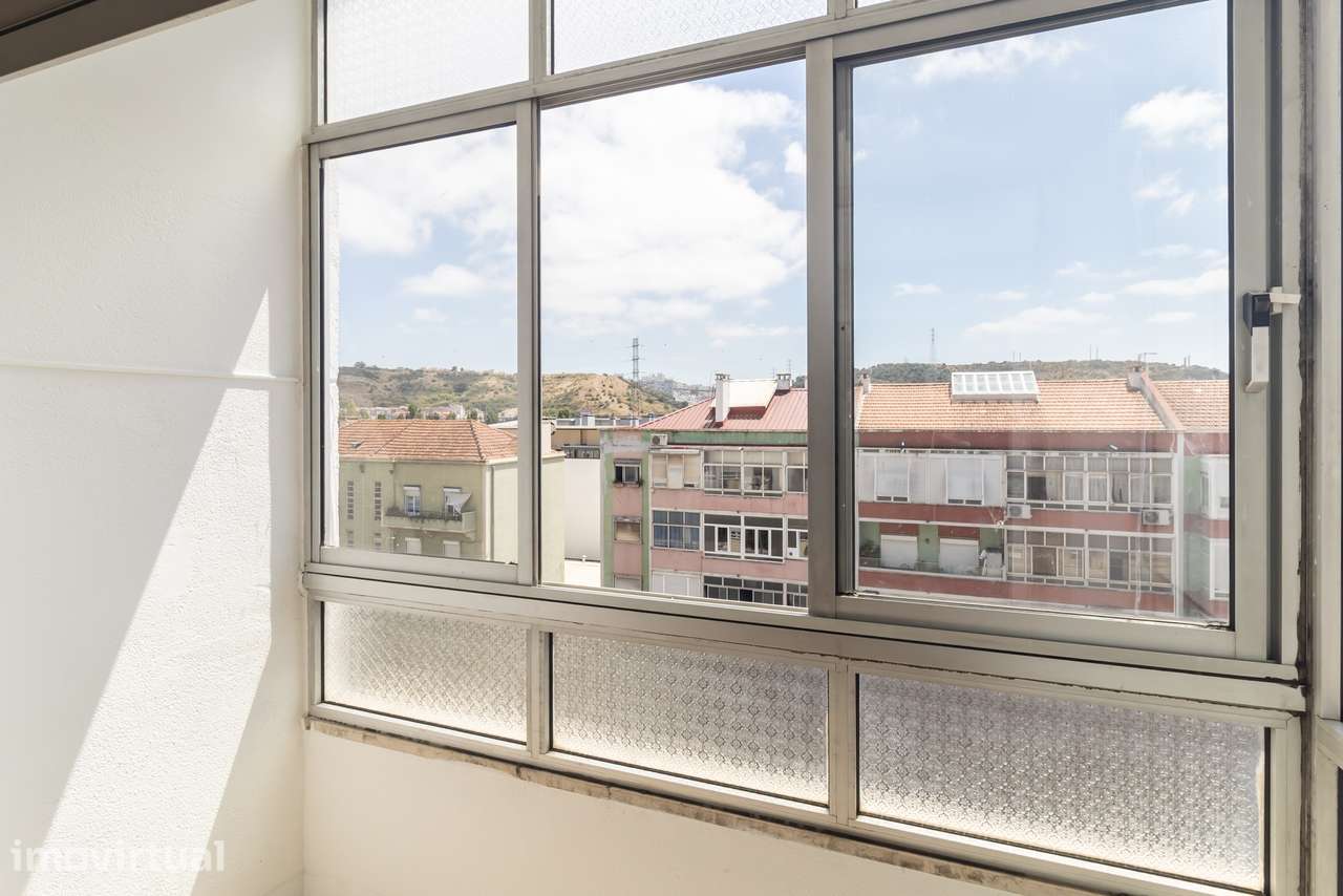 Apartamento T2 no coração de Odivelas, onde tudo acontece e a vida se - Grande imagem: 5/38