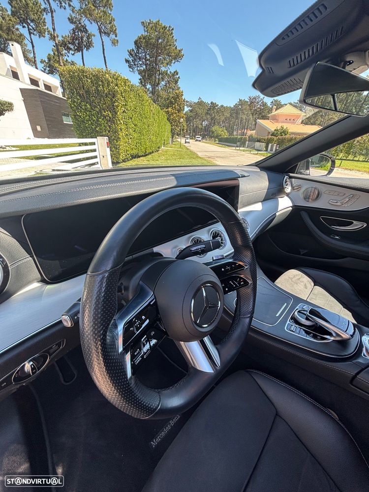 Mercedes-Benz E 300 d AMG Line 4Matic Aut. - 25