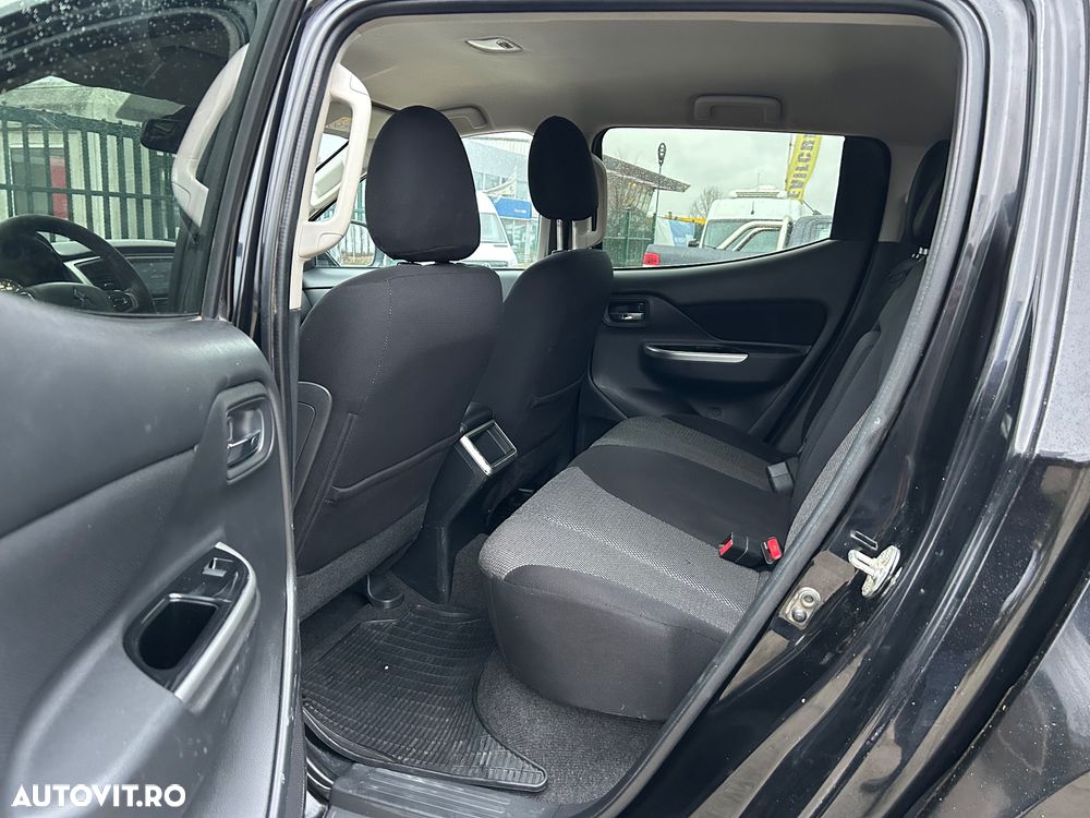 Mitsubishi L200 Double Cab 2.2 DI-D M/T Instyle - 23