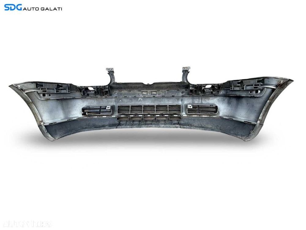 Bara Spoiler Fata cu Imperfectiuni Volkswagen Golf 5 2004 - 2008 Cod 1J0805903 1J0807178B 1J0807221 [L9919] - 2