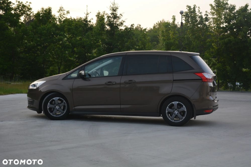 Ford Grand C-MAX - 14