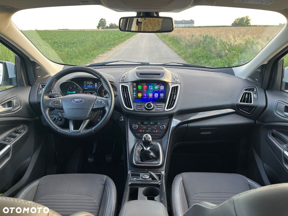 Ford Kuga 2.0 TDCi 4x4 Titanium - 4