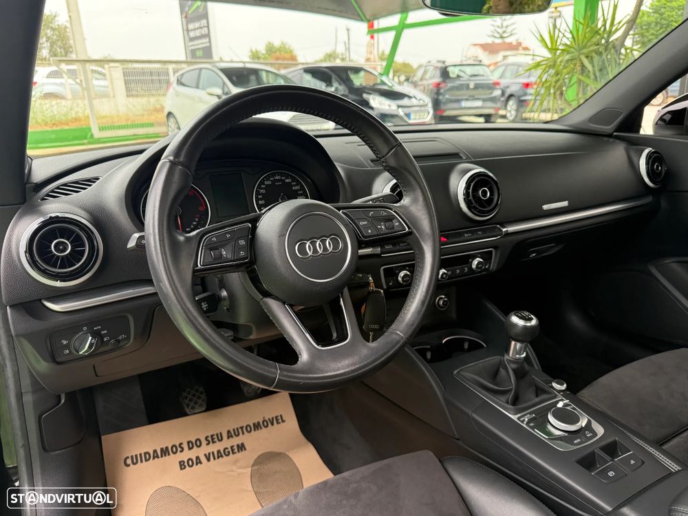 Audi A3 Cabrio 1.6 TDi S-line - 23