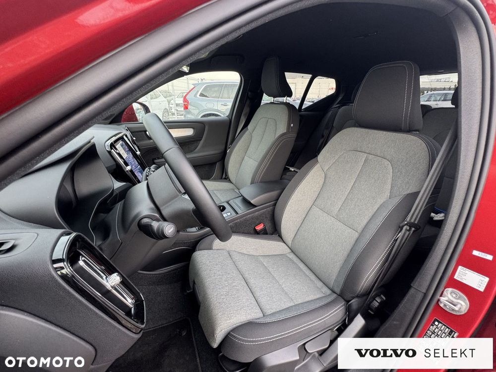 Volvo XC 40 - 28