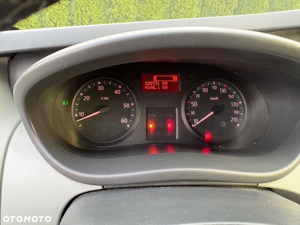 Nissan PRIMASTAR LONG - 15