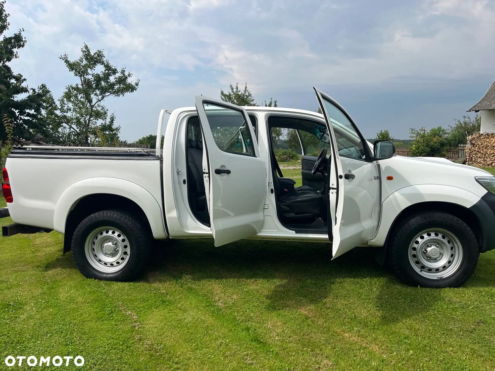 Toyota Hilux - 5