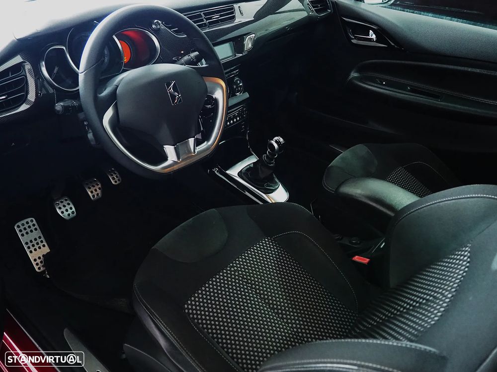 Citroën DS3 1.6 THP Sport Chic - 12