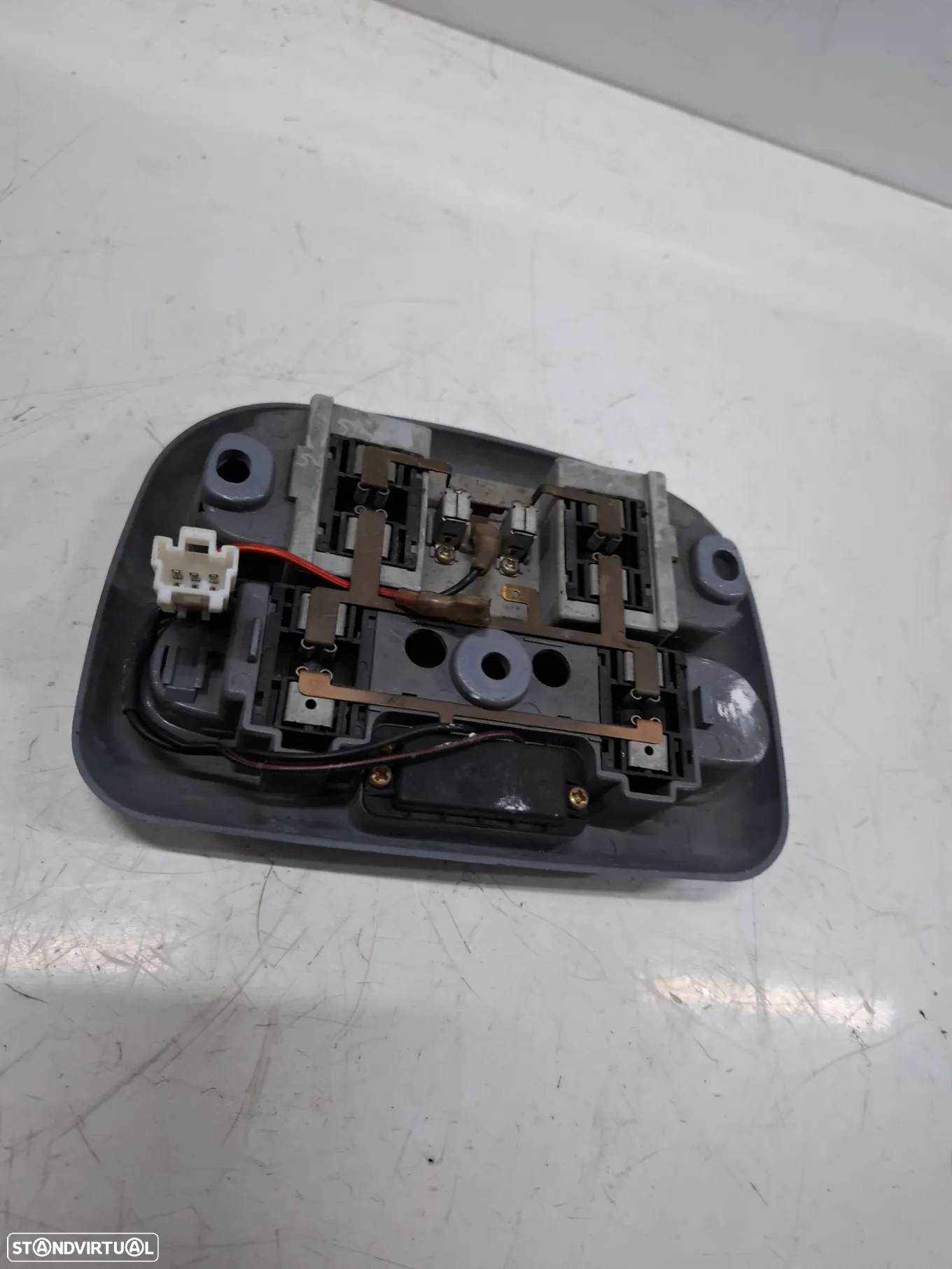 Plafonier Hyundai H1 2001 - 3