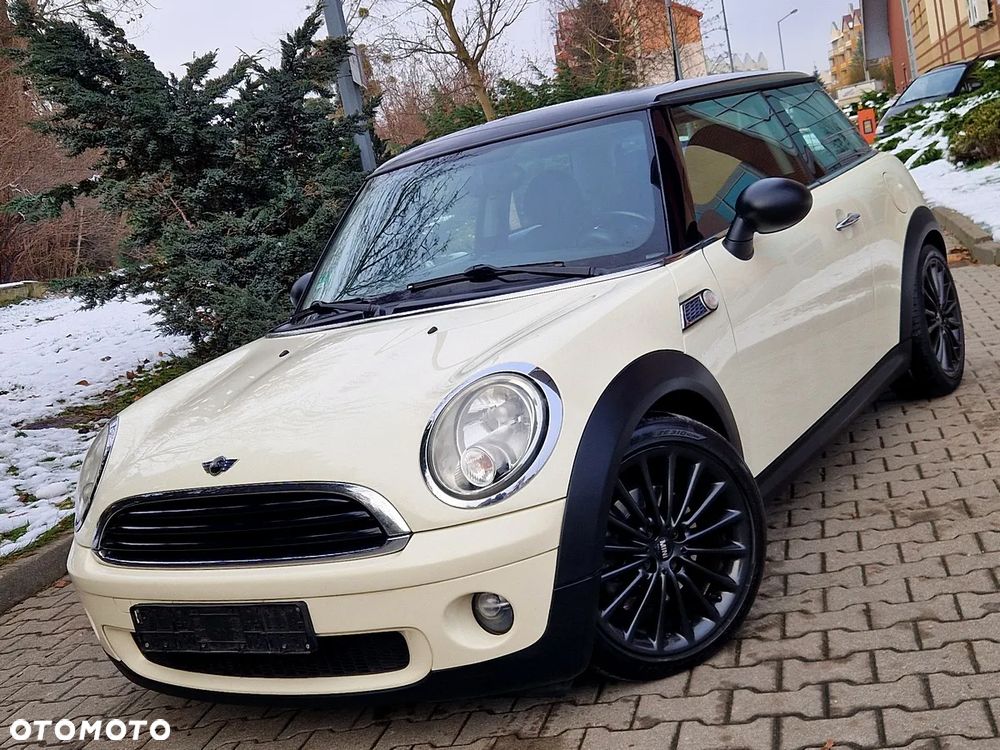 MINI ONE - 2