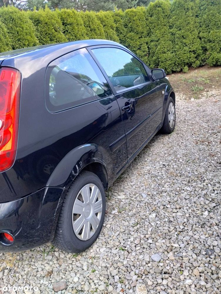 Ford Fiesta - 3